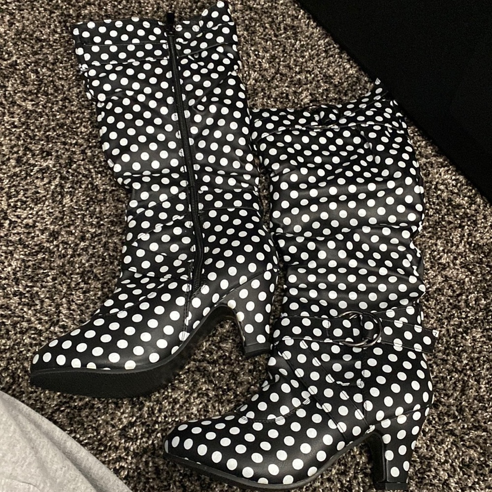 Brand new dot boots.